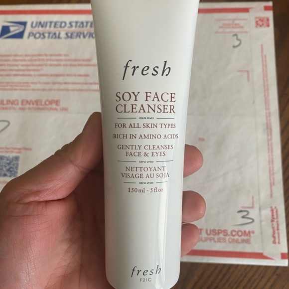 Fresh Soy Face Cleanser 5oz - Made in France - Sealed, No Box - Picture 2 of 5